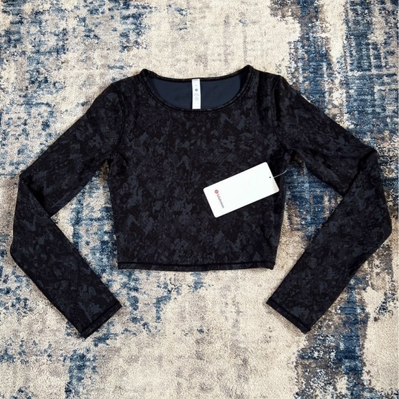 lululemon athletica Tops - NWT Lululemon Wunder Train Cropped Long Sleeve Size 4